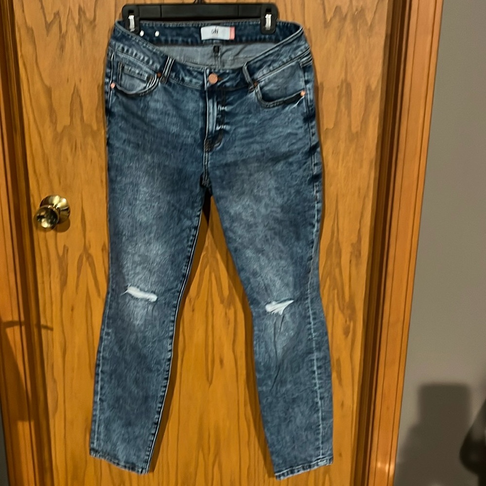 CAbi #4328 Skinny Jeans, size 10. Fall’22